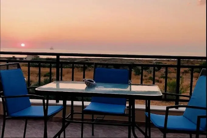 Agnantio House * 모넴바시아