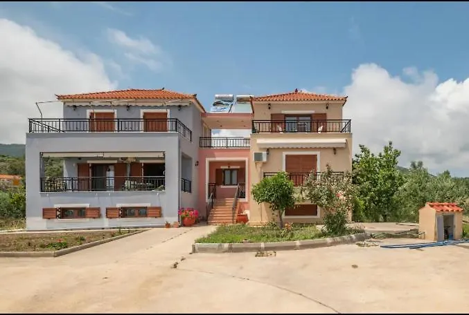 아파트 Agnantio House 모넴바시아