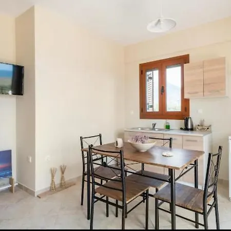 Agnantio House